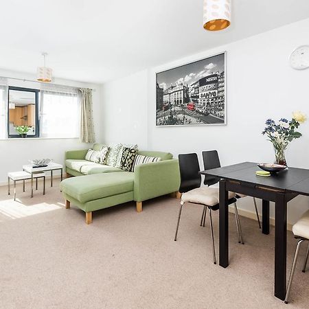 Fantastic 1 Bed Flat Stratford Lägenhet London Exteriör bild