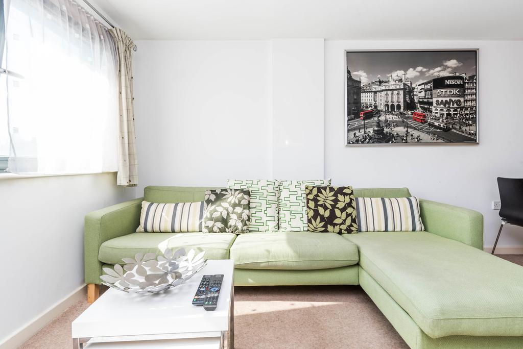 Fantastic 1 Bed Flat Stratford Lägenhet London Exteriör bild